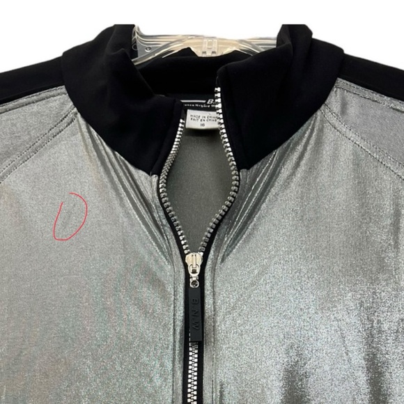 💥2/$15 BNW Weekend metallic silver bomber style light jacket black trim sz 16 - Picture 12 of 12